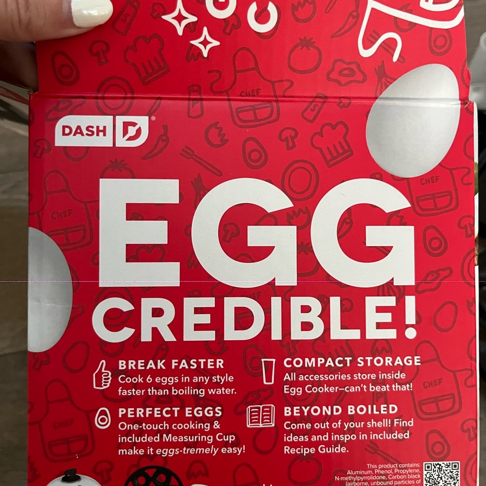 Dash Rapid Egg Cooker with Accessories - Picture 2 of 3